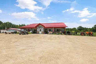 N7625 Parkway Rd, Crivitz, WI 54114 - Photo 1
