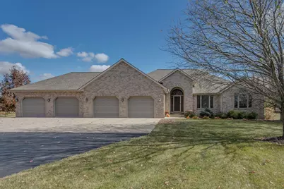 2136 Pheasant Run Trail, De Pere, WI 54115 - Photo 1