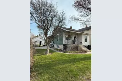 908 14th Avenue, Menominee, MI 49858 - Photo 1