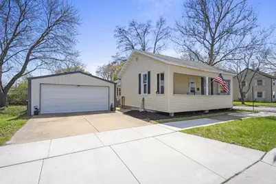 600 Lewis Street, De Pere, WI 54115 - Photo 1