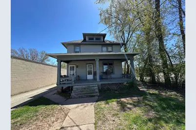 209 Nicolet Boulevard, Neenah, WI 54956 - Photo 1