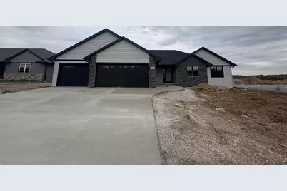 4060 Antwerp Avenue, Green Bay, WI 54313 - Photo 1