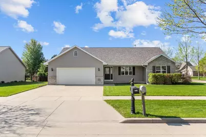 3921 E Appleview Drive, Appleton, WI 54913 - Photo 1