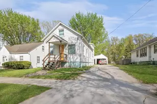 1019 Goodell St, Green Bay, WI 54301 - Photo 1