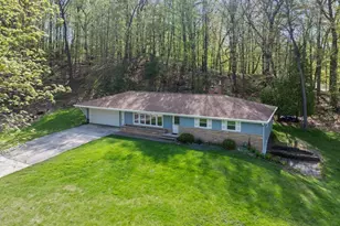 348 Swiss Hill Dr, Green Bay, WI 54302 - Photo 1