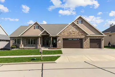 310 E Bluewater Way, Appleton, WI 54913 - Photo 1