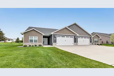 441 Longwood Lane, Wrightstown, WI 54180 - Photo 1