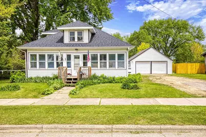 25 E 1st Street, Clintonville, WI 54929 - Photo 1
