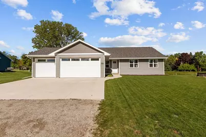 4321 Lakeland Drive, Oshkosh, WI 54904 - Photo 1