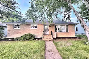 722 Michigan Ave, North Fond du Lac, WI 54937 - Photo 1