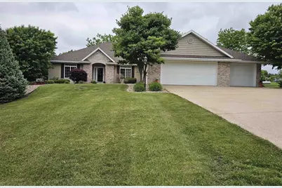 E6380 Esther Drive, Manawa, WI 54949 - Photo 1