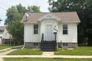 644 Central St, Oshkosh, WI 54901 - Photo 1