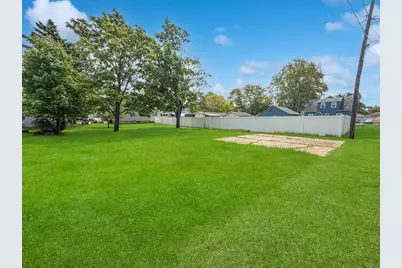 Gladstone Street, Marinette, WI 54143 - Photo 1