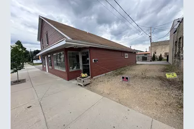 112 E Division Street, Shawano, WI 54166 - Photo 1