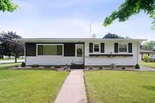 73 N St Josephs Ln, Fond du Lac, WI 54935 - Photo 1