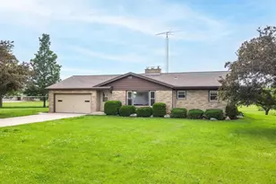 N7364 Co Rd UU, Fond du Lac, WI 54937 - Photo 1