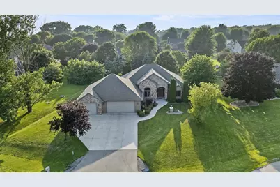 N8387 Royce Court, Menasha, WI 54952 - Photo 1