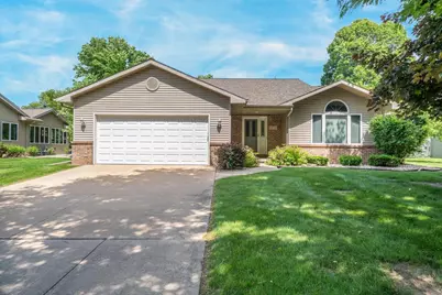 1032 S East Street, Appleton, WI 54915 - Photo 1