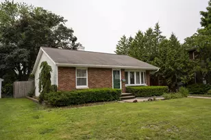 149 Berger St, Green Bay, WI 54302 - Photo 1