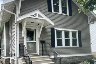 110 Bowen St, Oshkosh, WI 54901 - Photo 1