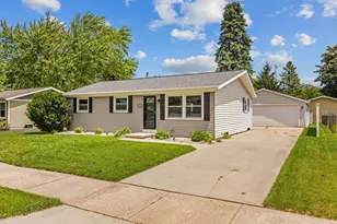 1100 Heritage Trail, Oshkosh, WI 54904 - Photo 1