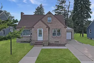 3209 13th St, Menominee, MI 49858 - Photo 1