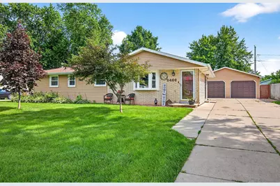 2466 Pecan Street, Green Bay, WI 54311 - Photo 1