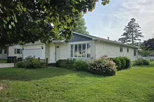 111 School Ct, Shawano, WI 54166 - Photo 1