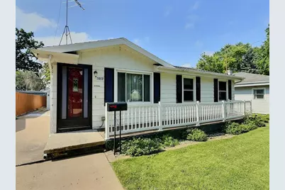 1017 Pierce Avenue, Oshkosh, WI 54902 - Photo 1