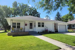 825 Bechaud Ave, North Fond du Lac, WI 54937 - Photo 1