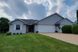 2635 Wisconsin St, Oshkosh, WI 54901 - Photo 1