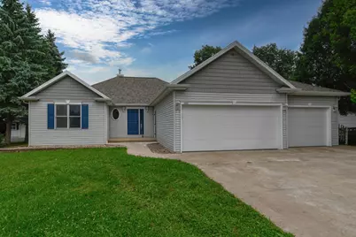 3012 N Oneida Street, Appleton, WI 54911 - Photo 1