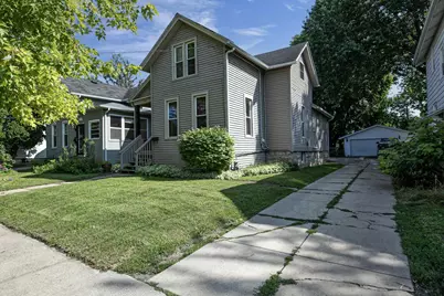 1119 Waugoo Avenue, Oshkosh, WI 54901 - Photo 1