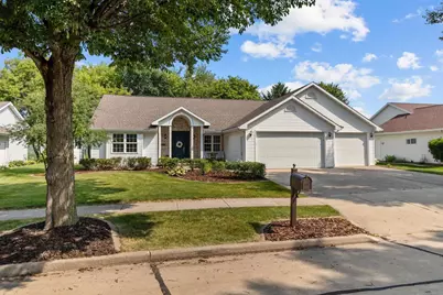 532 W Crossing Meadows Lane, Appleton, WI 54913 - Photo 1
