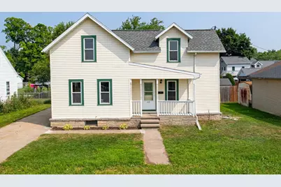 413 Douglas Street, New London, WI 54961 - Photo 1