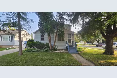 355 Salem Avenue, Fond du Lac, WI 54935 - Photo 1