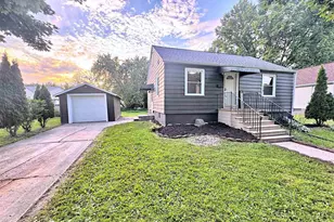 424 Goodell St, Green Bay, WI 54301 - Photo 1