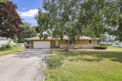 1025 Home Avenue, Menasha, WI 54952 - Photo 1