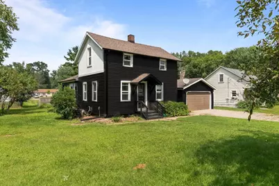 534 North Street, Waupaca, WI 54981 - Photo 1