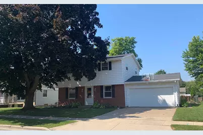 1529 Bruce Street, Neenah, WI 54956 - Photo 1