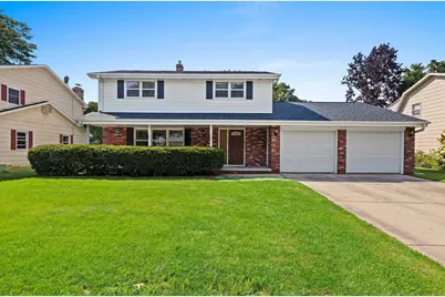 512 Pine Terrace, Green Bay, WI 54303 - Photo 1