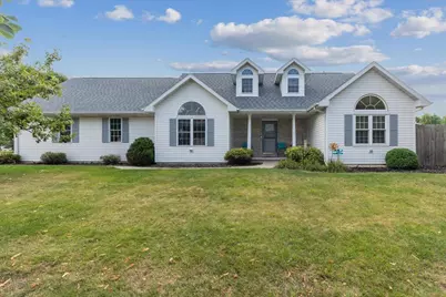 509 Applewood Drive, Kimberly, WI 54136 - Photo 1