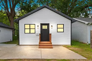 425 Columbia Ave, Green Bay, WI 54303 - Photo 1