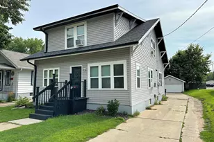 214 Newhall St, Green Bay, WI 54302 - Photo 1