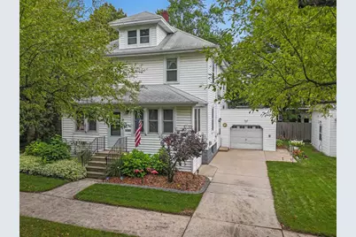 1173 Lawe Street, Green Bay, WI 54301 - Photo 1