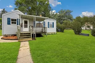 1813 14th St, Menominee, MI 49858 - Photo 1