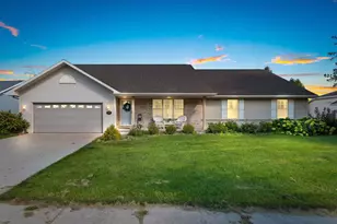 2680 Sussex Rd, Green Bay, WI 54311 - Photo 1