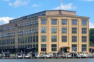 1545 Arboretum Dr, Oshkosh, WI 54901 - Photo 1