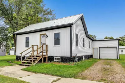 622 2nd Street, Oconto, WI 54153 - Photo 1