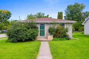 801 Gallagher St, Green Bay, WI 54303 - Photo 1